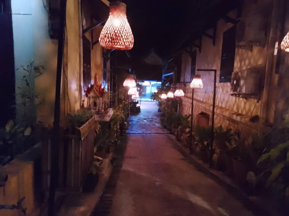 Funny Backpacker Hostel Luangprabang Kültér fotó